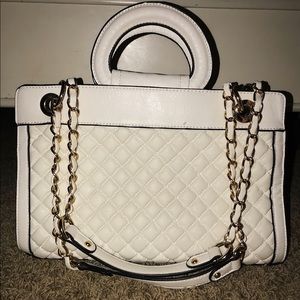 Basically New MG Collection purse